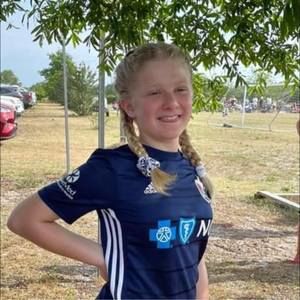 Meet your Posher, Elizabeth